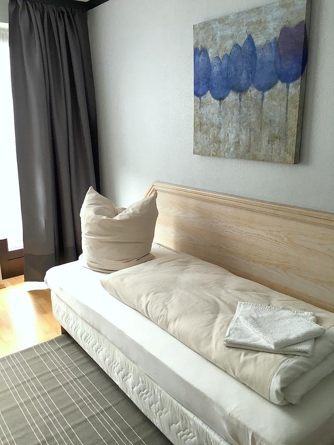 Hotel Zum Wolf Рьотген Екстериор снимка