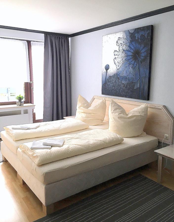 Hotel Zum Wolf Рьотген Екстериор снимка
